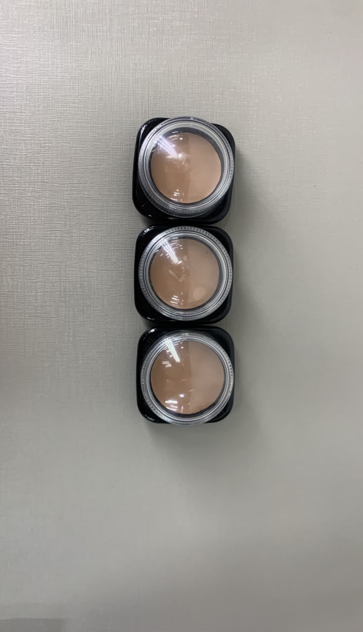 PR MAQ MENOW CONCEALER C16001 03
